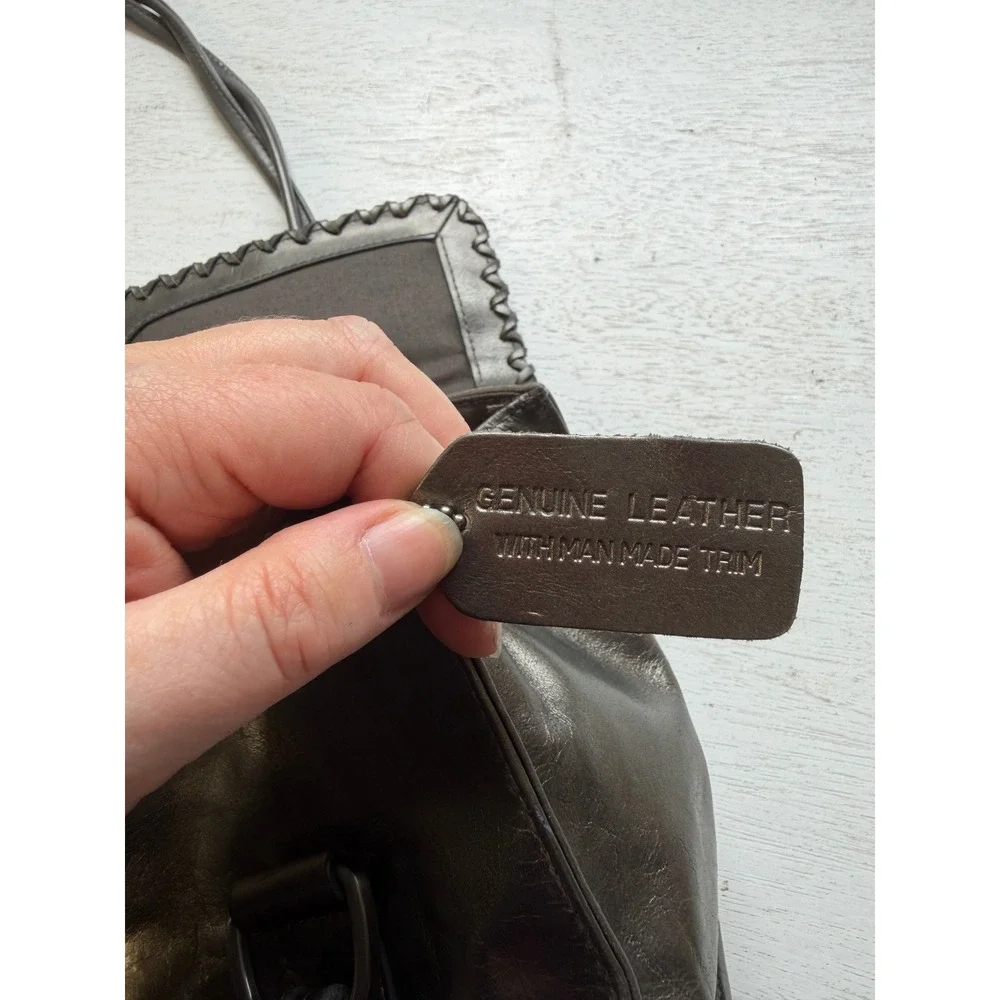 Worthington Metallic Pewter Leather‎ Shoulder Bag Whipstitch Flap Handbag Grey